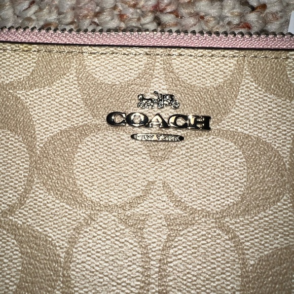 Gorgeous authentic coach set! - Picture 13 of 14